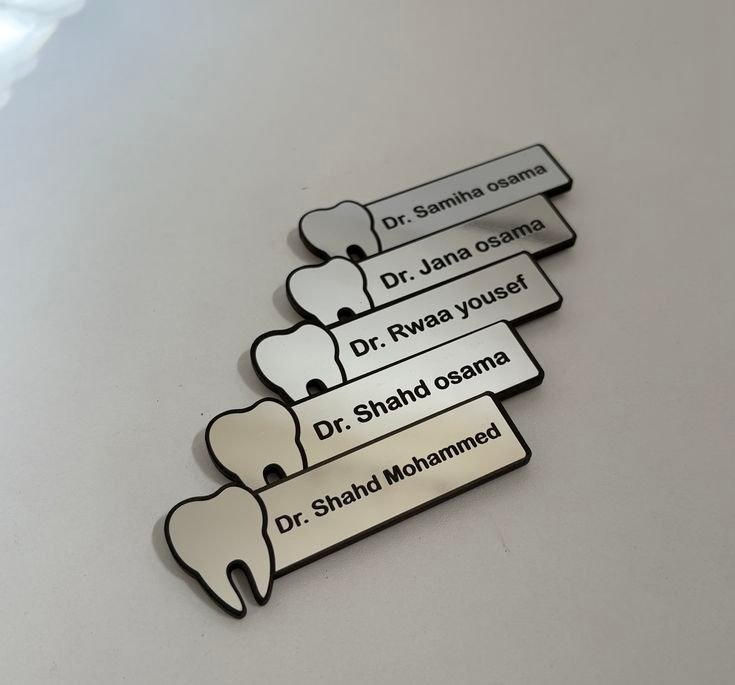 بروش تخرج طب أسنان بالاسم بروش خريج دكتور أسنان 2026