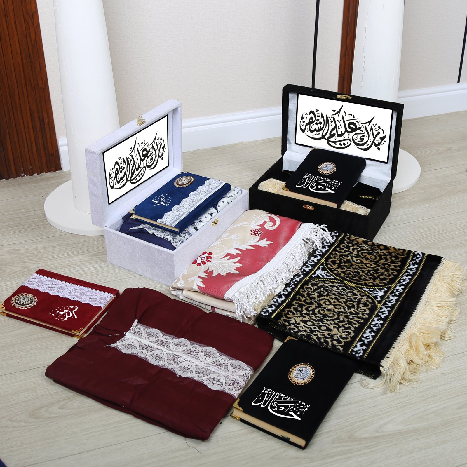 بوكس  طقم صلاة رجالي ونسائي مع مصاحف مخصصة – هدية رمضان مثالية