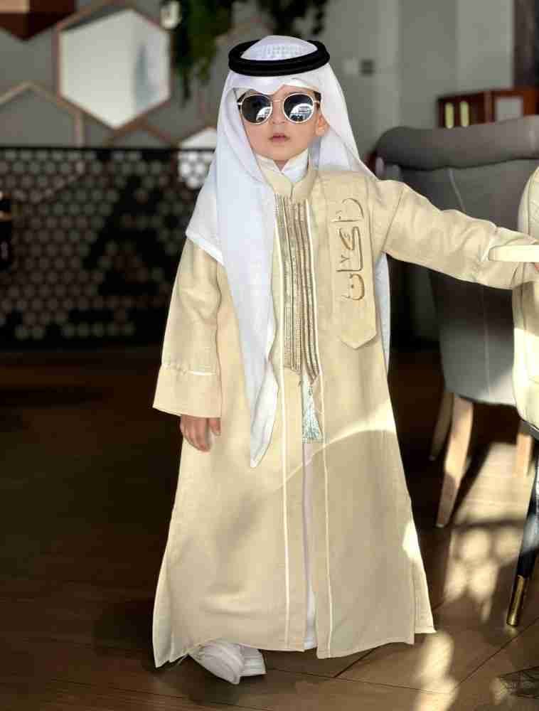 دقلة أطفال بالاسم للعيد – ثوب سعودي فاخر مطرز للاطفال