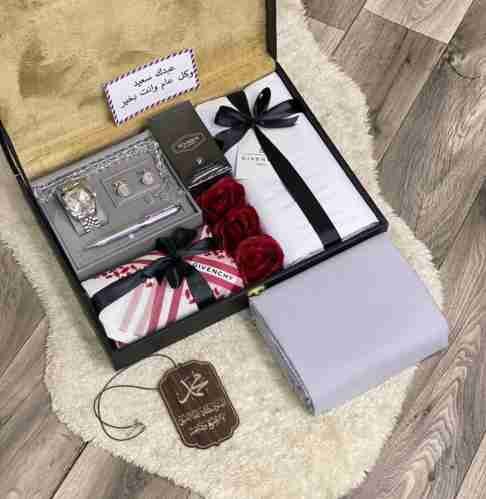بوكس هدية عيد رجالي فاخر – طقم جفنشي مع شماغ وإكسسوارات أنيقة